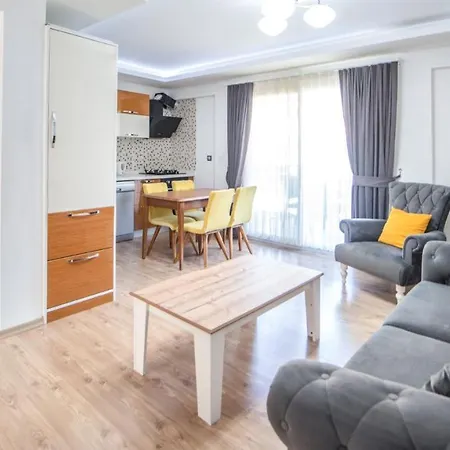 Vacation W Balcony Pool In פאטהיה